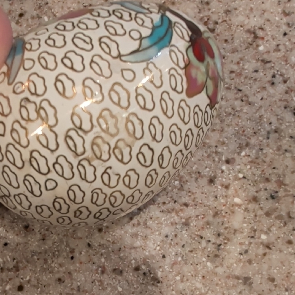 Hand-Painted Ceramic Decorative Easter Eggs - Picture 6 of 7